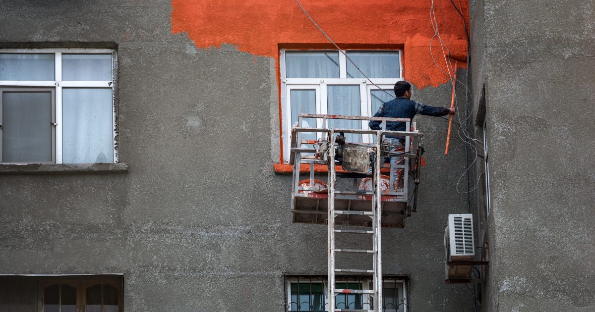 How to Prepare Your Exterior Walls for House Painting in South African Homes